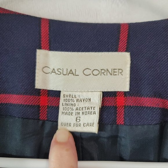 VTG Casual Corner Windowpane Plaid Blazer Womens Size 6 Gold Buttons & Pockets - Picture 10 of 16